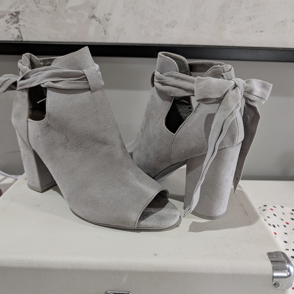 Elegant Gray Women's Peep-Toe Booties